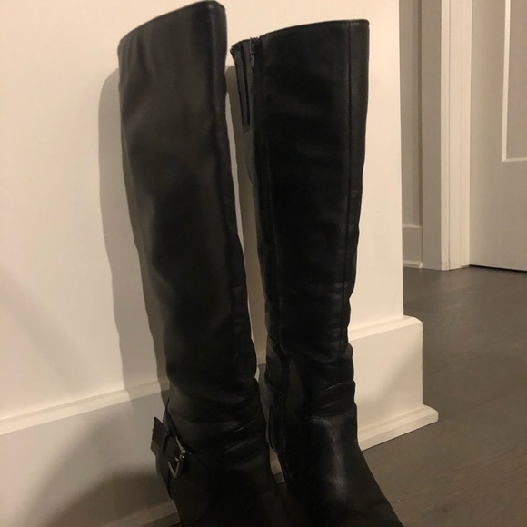 Black high boots - Picture 8 of 8